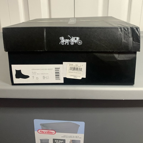 Men Graham Chelsea Boots - Picture 3 of 4